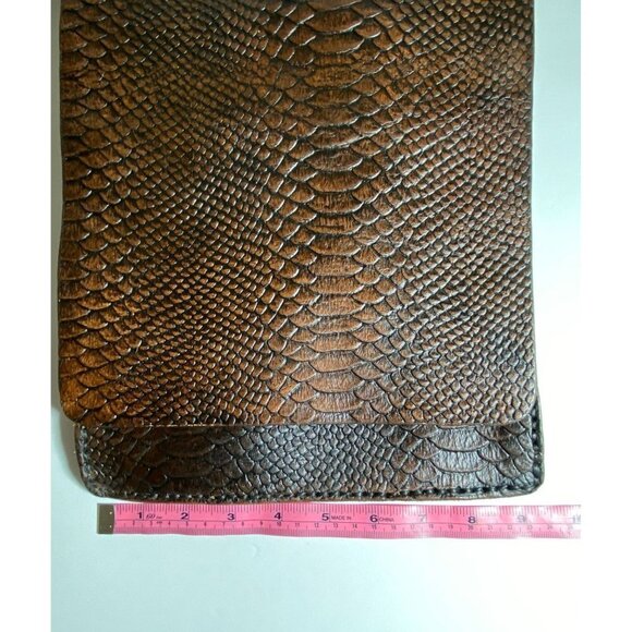 Handmade Sturdy Brown Embossed "Dragon Scale" Large Crossbody File Bag - Picture 4 of 8